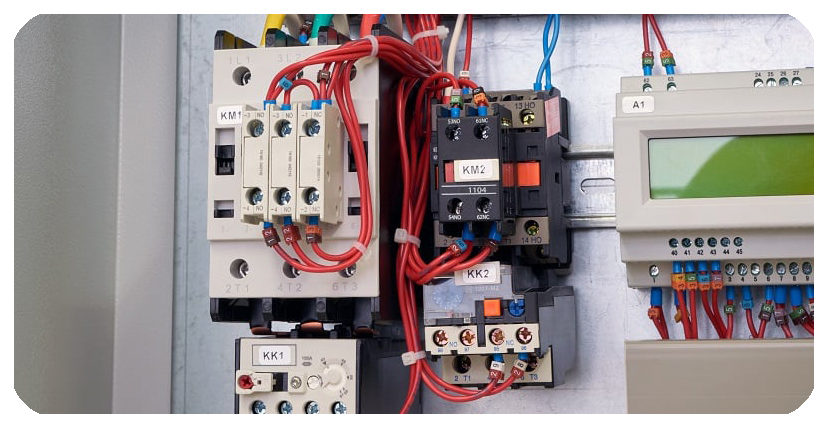 کنتاکتور و بی متال