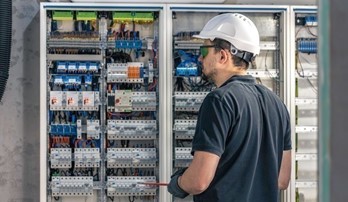 بهترین کلید حفاظتی برای موتور، روشنایی، UPS و تابلوهای برق کدام است؟